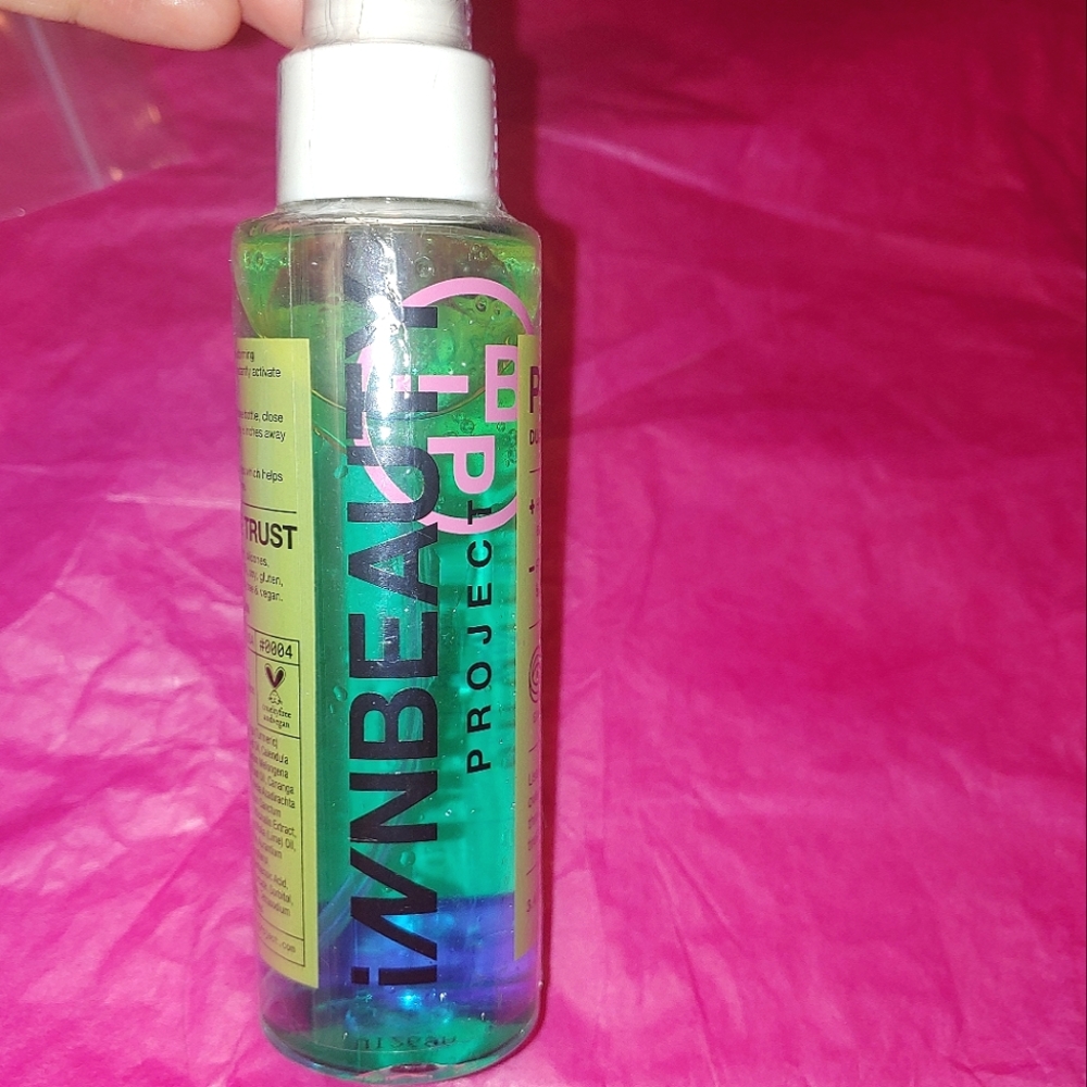 InnBeauty Power Up 3-IN-1 FACE MIST 3-in-1 mist, toner & setting spray